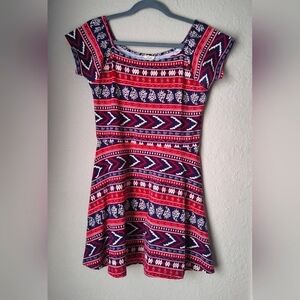Forever 21 Ethnic Print Dress size L
